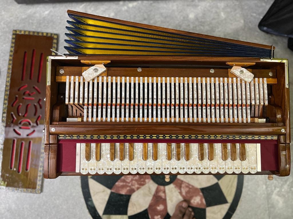 DS RAMSINGH 9Scale changer Harmonium with wooden keys and stopers