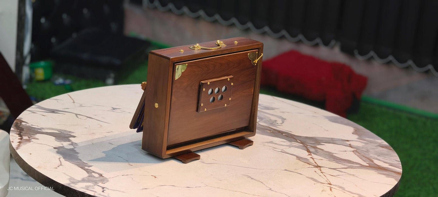 SHRUTI BOX 1Line C TO C oak colour with golden decoration and premium wooden accessories