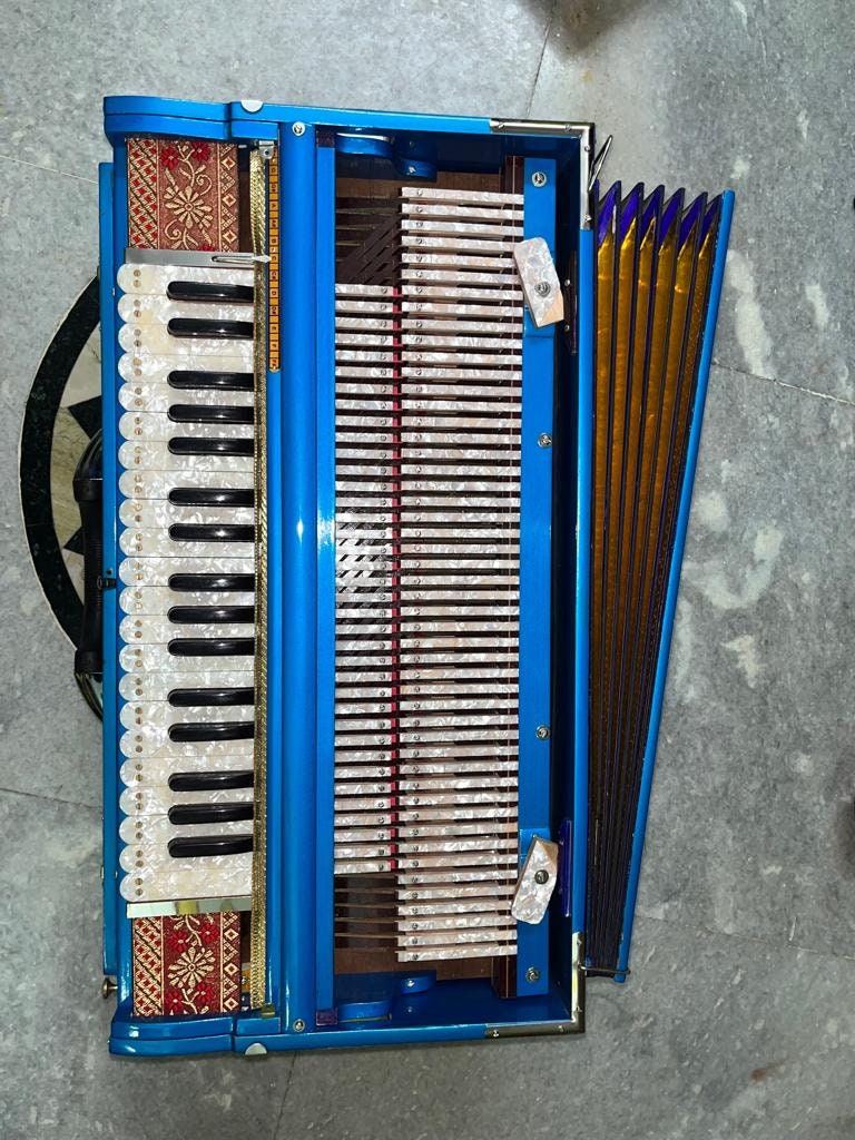 4line 13scale metalic sky blue with custom nameplate