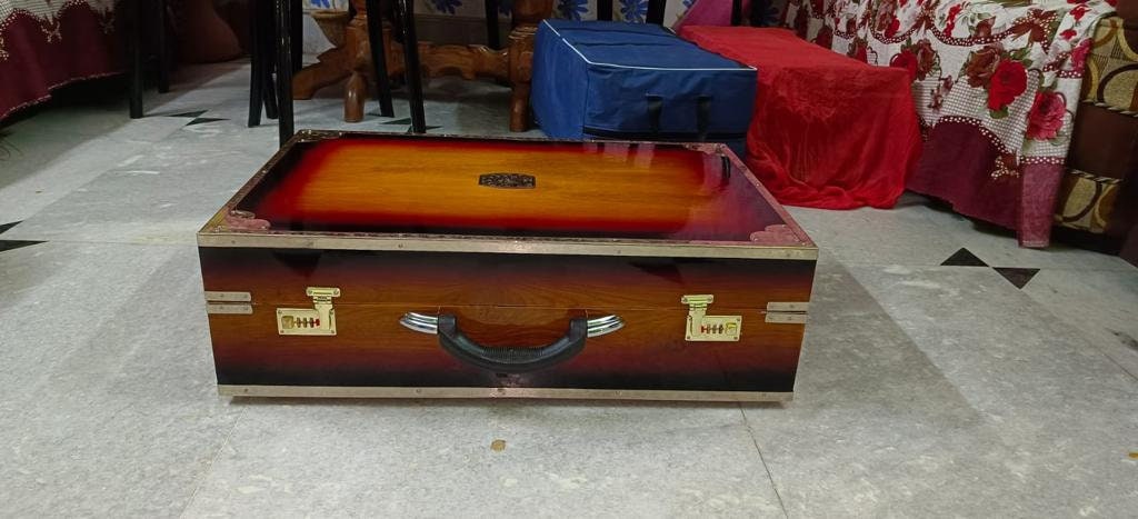 4line 13scale changer with very rare red material and customised nameplate