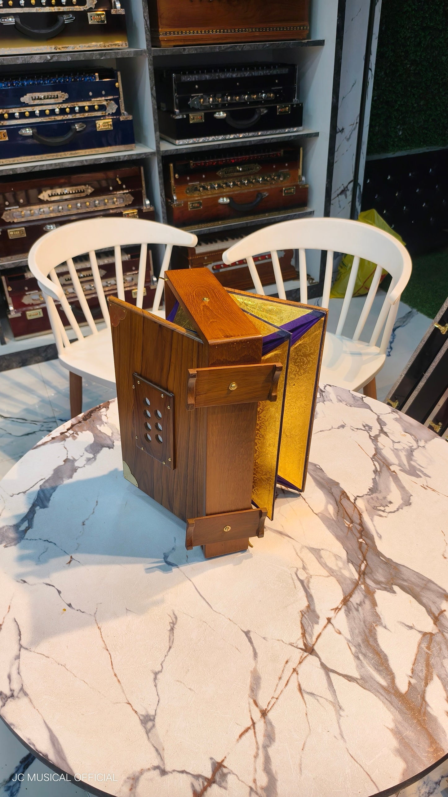 SHRUTI BOX 1LINE with all wooden premium accessories..C TO C..15×10inch medium size