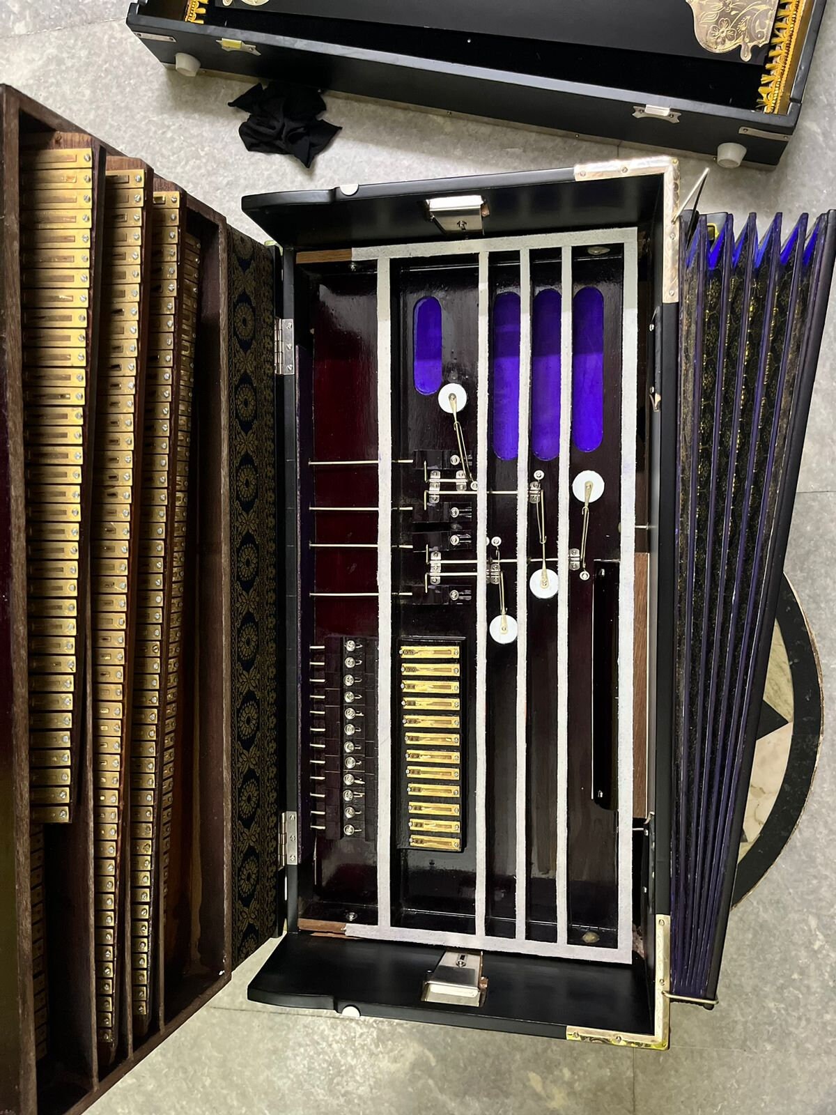 4Line 13scale with very rare material black edition with one sided 12gram stoper system