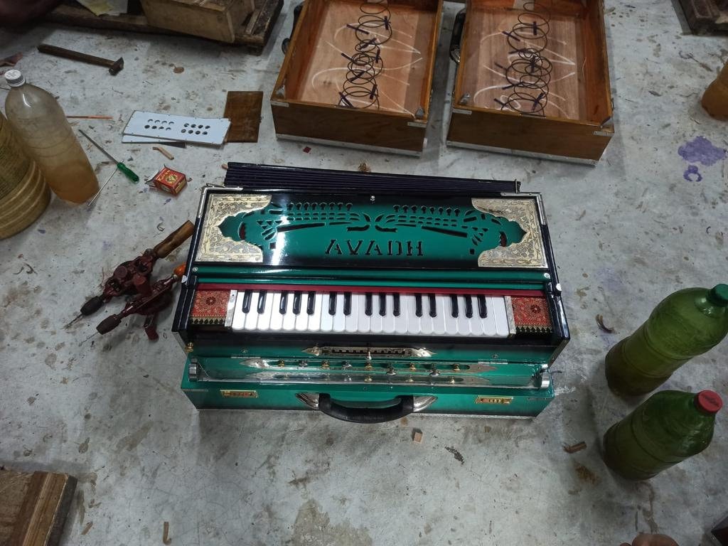 3line 9scale changer with green -black multi colour and customised nameplate