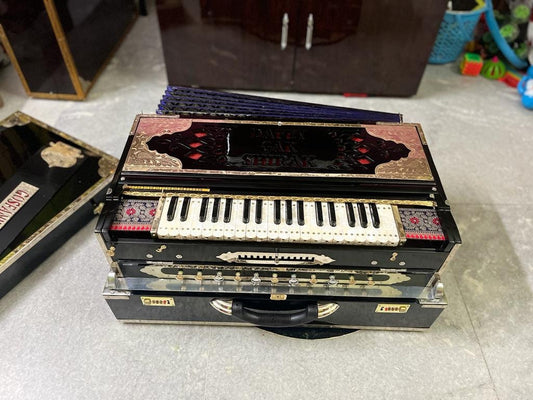 4line 13scale black colour with customised names