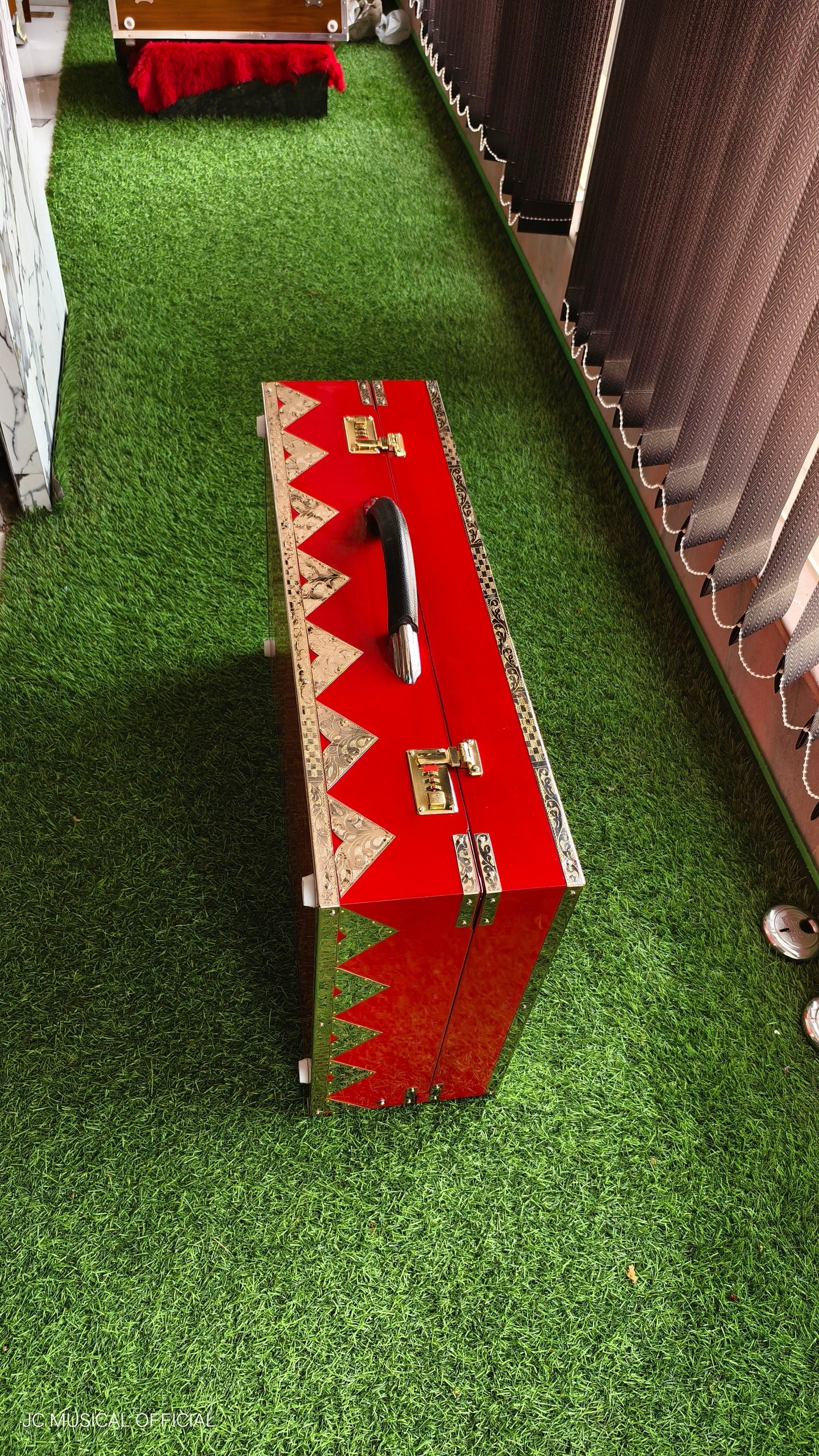 4line 13scale with entic rare RED material and custom nameplate