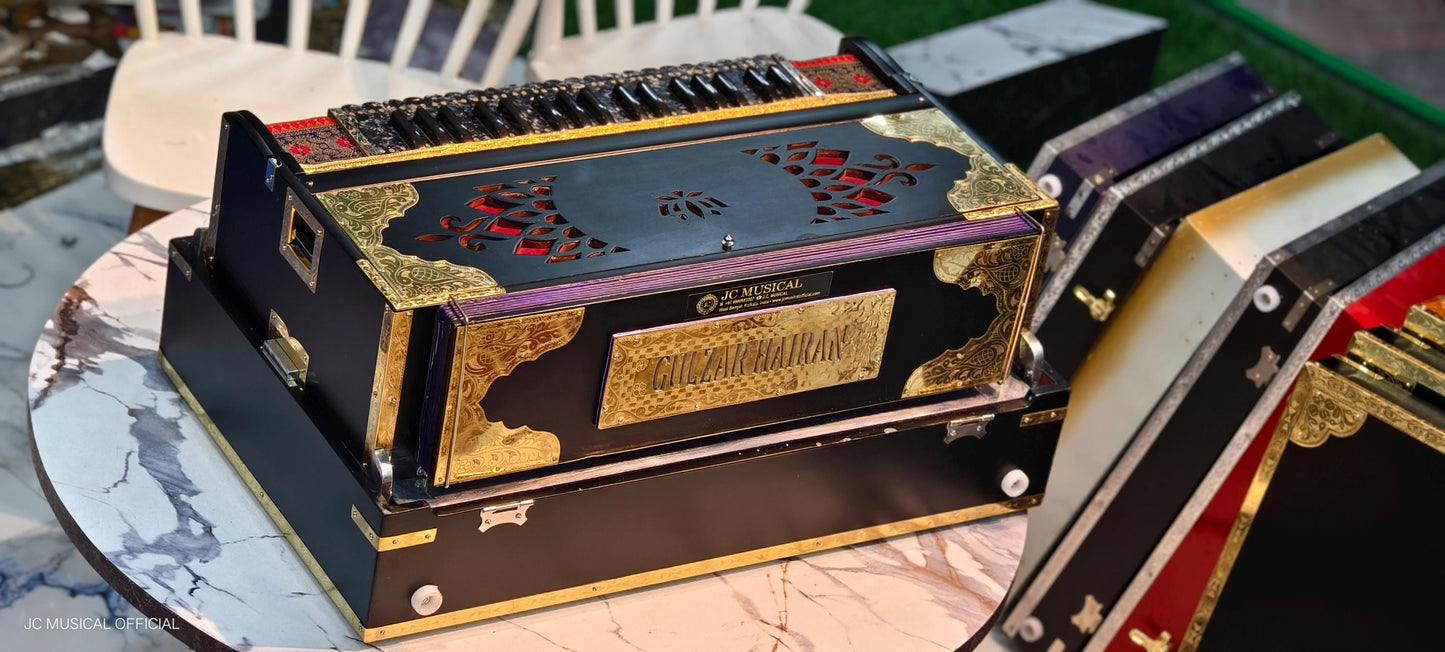 Black Harmonium / 4LINE 13 SCALE CHANGER with Golden Brass Decoration