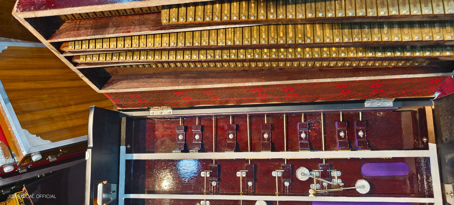 4line 13scale Mat black colour with entic red Selilite andcustomised name cutting facility