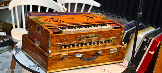 4-Line Harmonium: 13-Scale Changer, Natural Wood, Glossy Finish