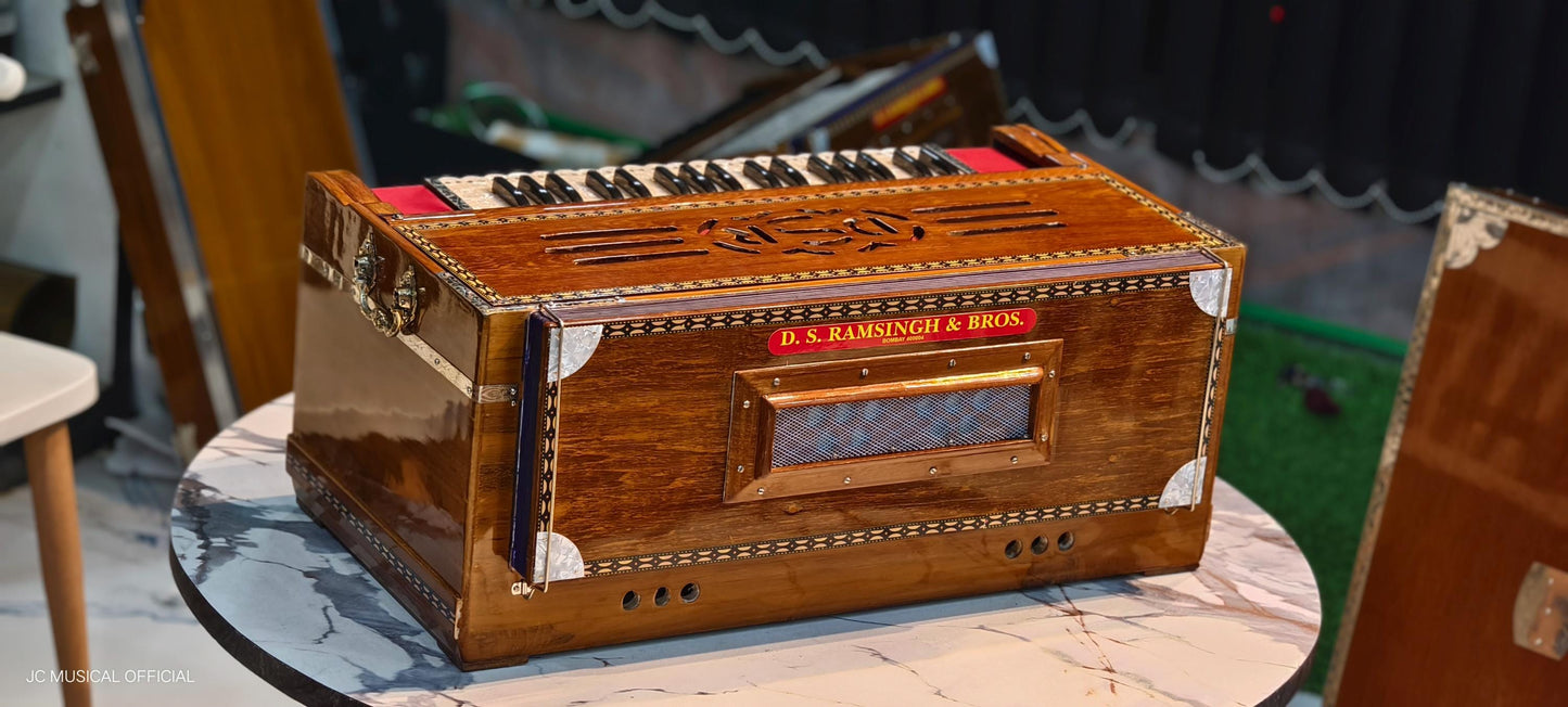 DS RAMSINGH 4LINE 13 SCALE Changer harmonium