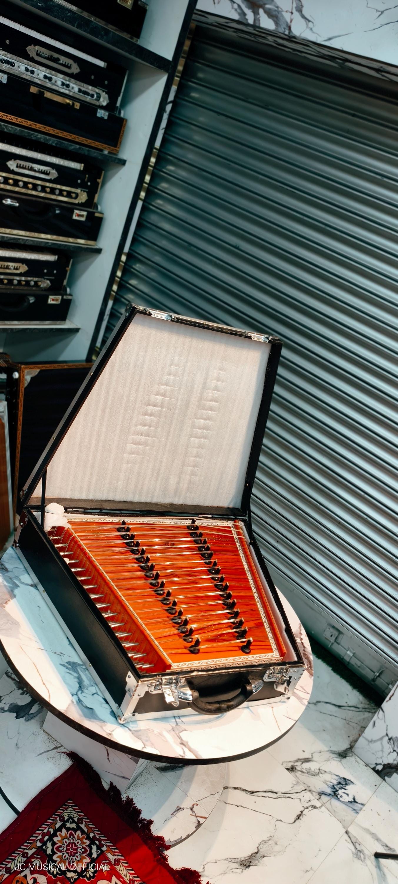 SANTOOR|SANTUR Pt Shiv Kumar Sharma style With Hardcase