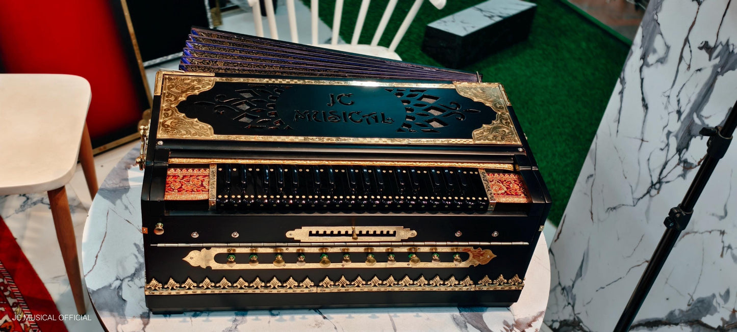 4LINE Harmonium: Black Gold Edition, Mohanlal J Mistry Reeds