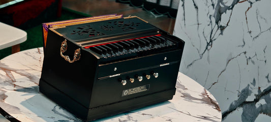 2LINE MINI BLACK GOLD Edition/2.5 Octeve/32 reeds per line