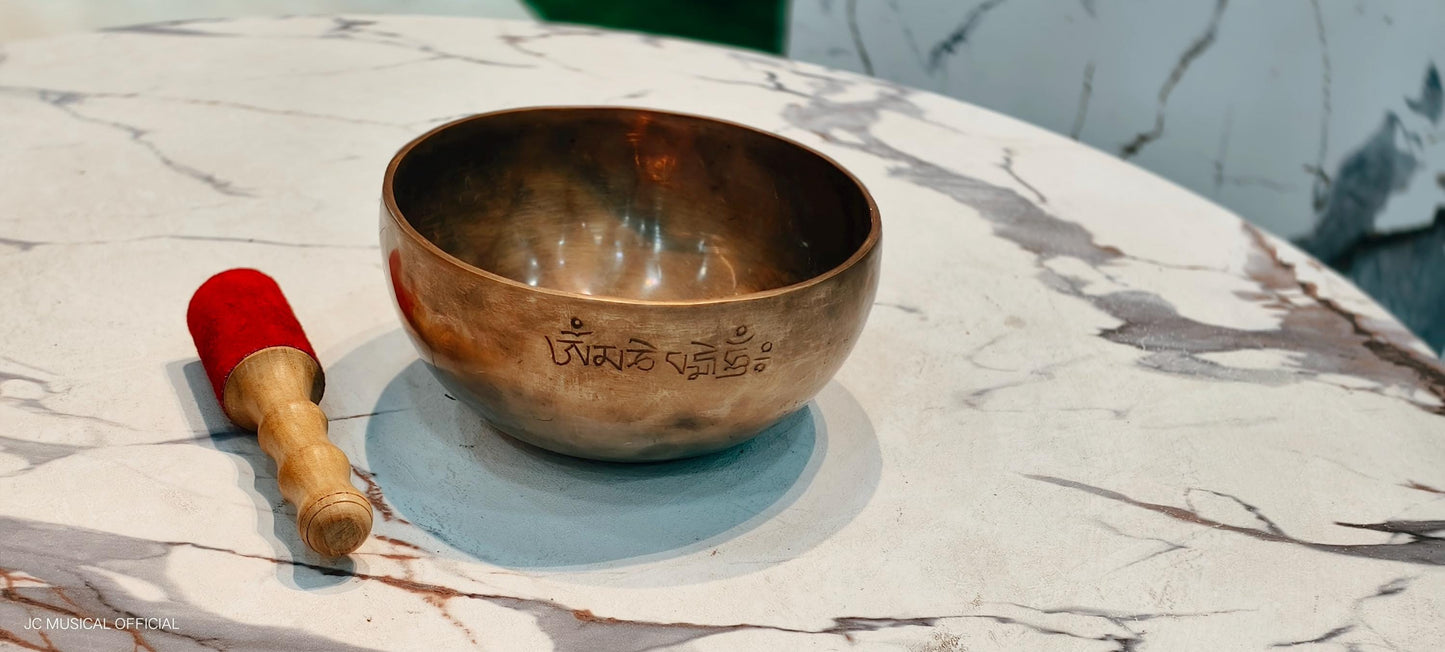 Full Moon Tibetan Singing Bowl with Wood Striker: Healing Meditation