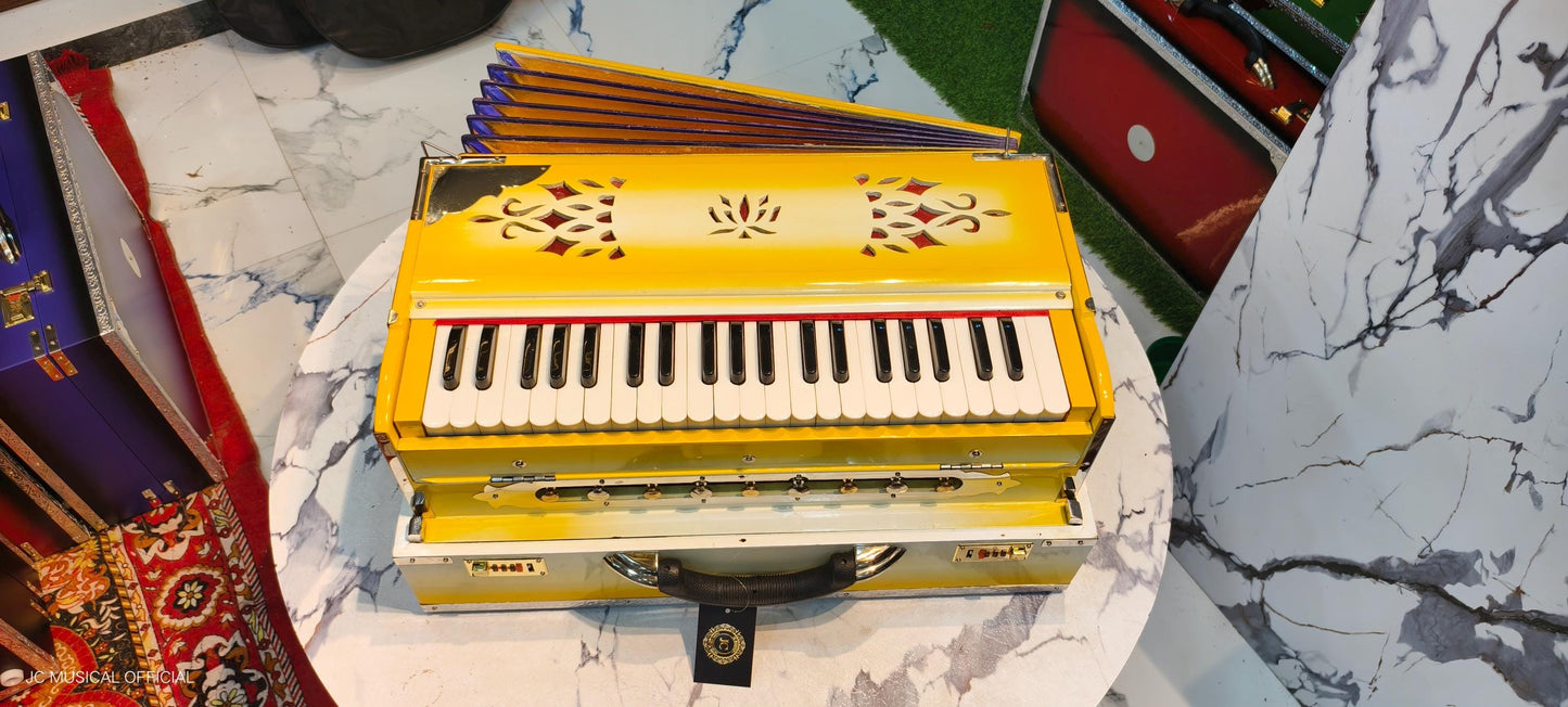2LINE HARMONIUM/ White yellow dual tone/ 3.5 octeve 42reeds