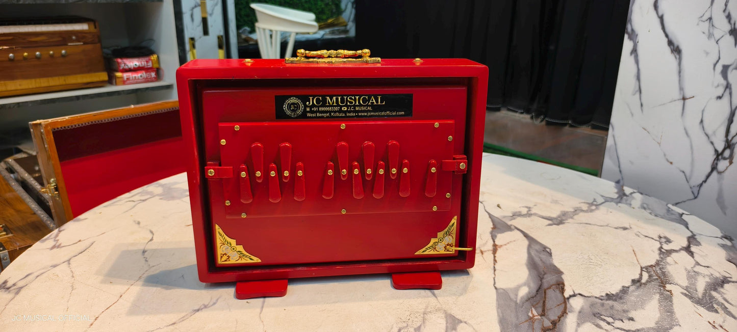 SHRUTI BOX/ one octeve small size 9×12inch /red mat with gold finish/lower octeve notes C4-C5