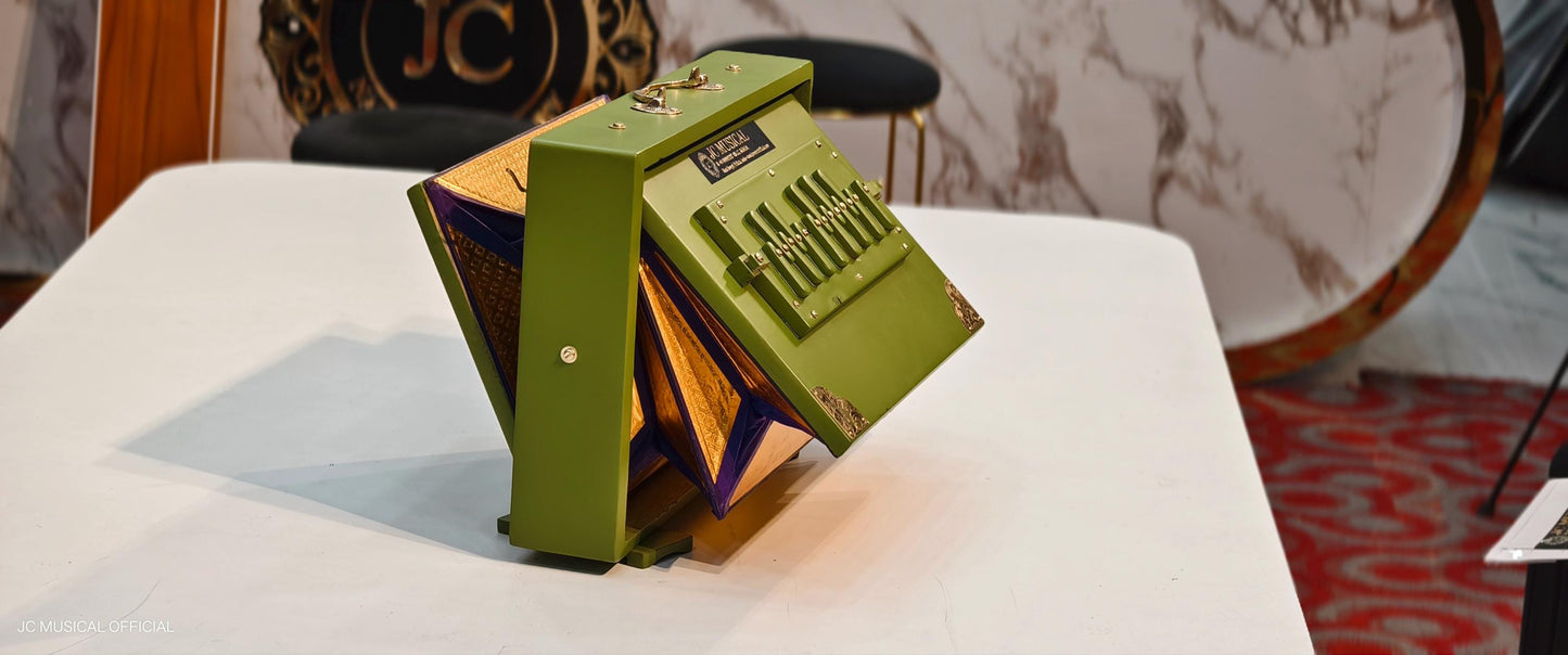 One Octeve Medium size ShrutiBox/ Green Gold edition Premium quality