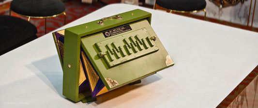 One Octeve Medium size ShrutiBox/ Green Gold edition Premium quality